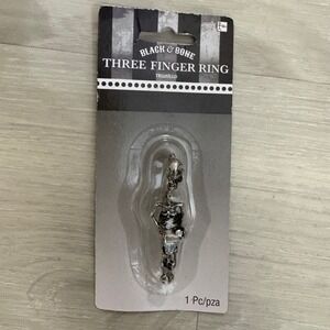 Black & Bone Skeleton Three Finger Ring Halloween Costume Jewelry